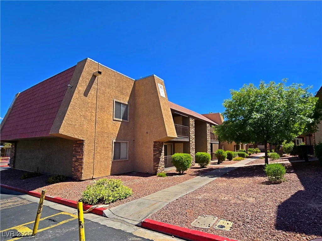 4400 Sandy River, Las Vegas, NV 89103