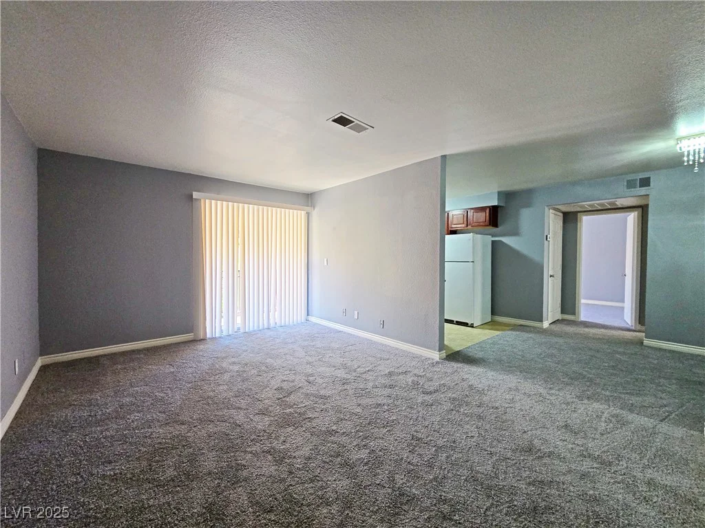 4400 Sandy River, Las Vegas, NV 89103