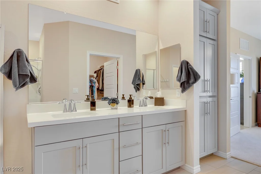 2555 Hampton, Henderson, NV 89052