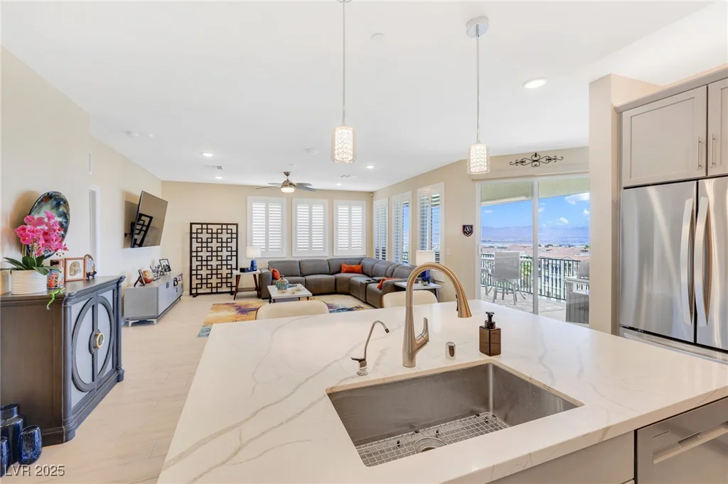 2555 Hampton, Henderson, NV 89052