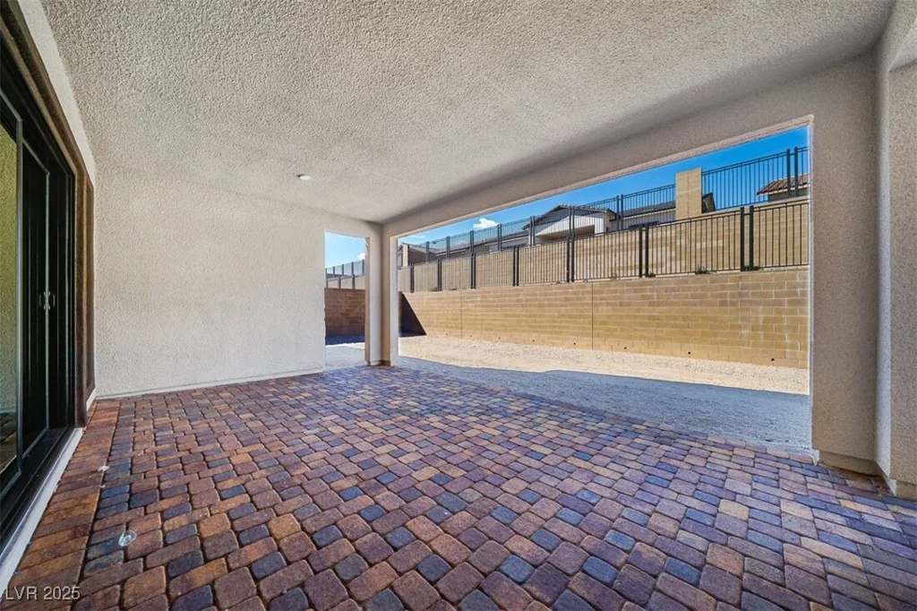 489 Carter House, Las Vegas, NV 89138