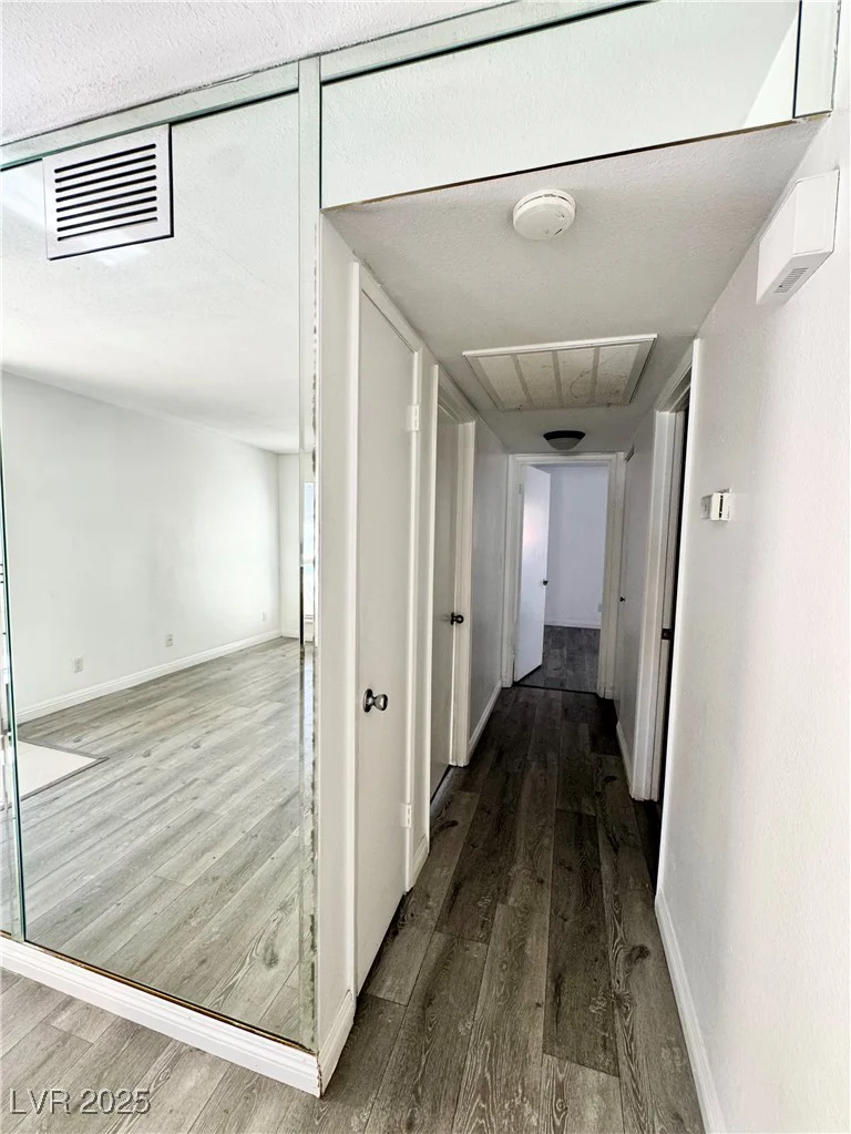 6137 Oakey, Las Vegas, NV 89146