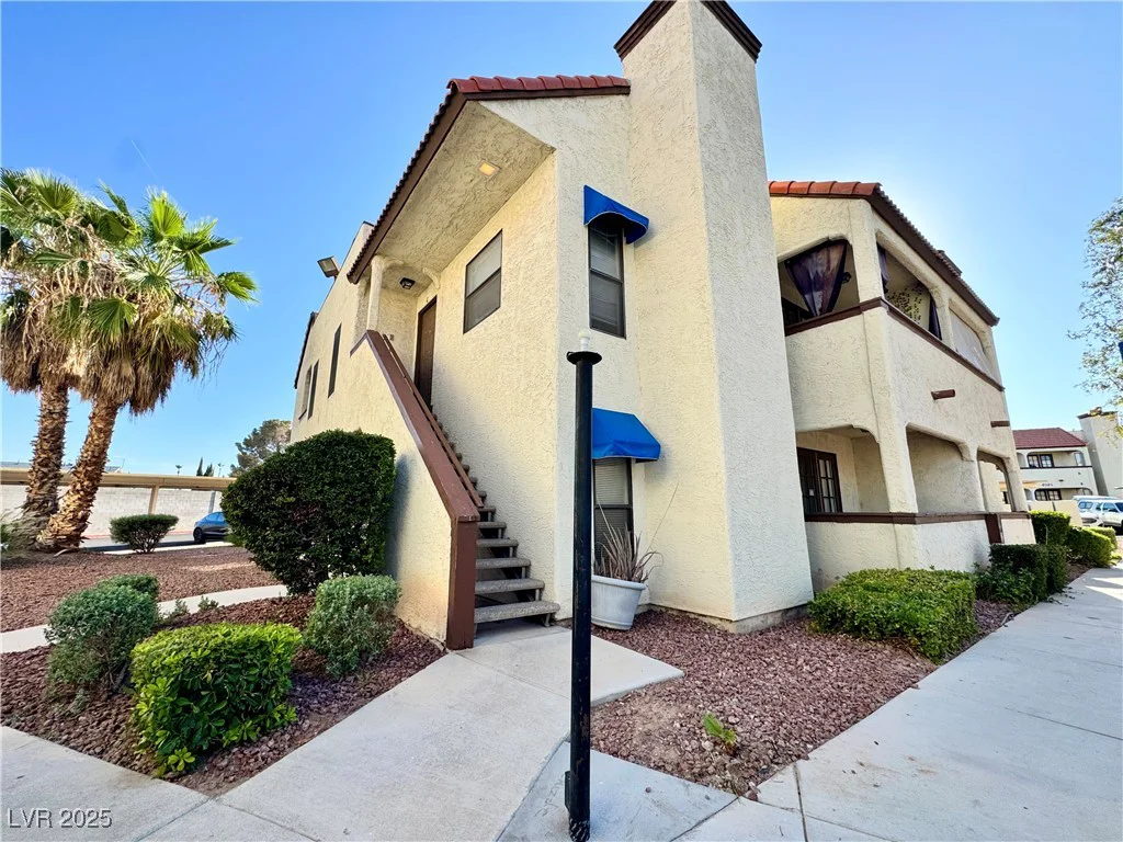 6137 Oakey, Las Vegas, NV 89146