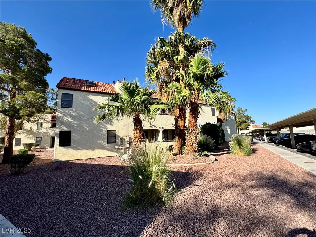 6137 Oakey, Las Vegas, NV 89146