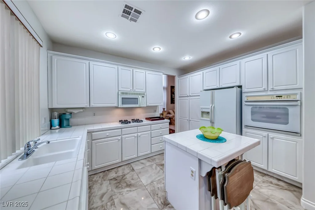 1367 Minuet, Henderson, NV 89052