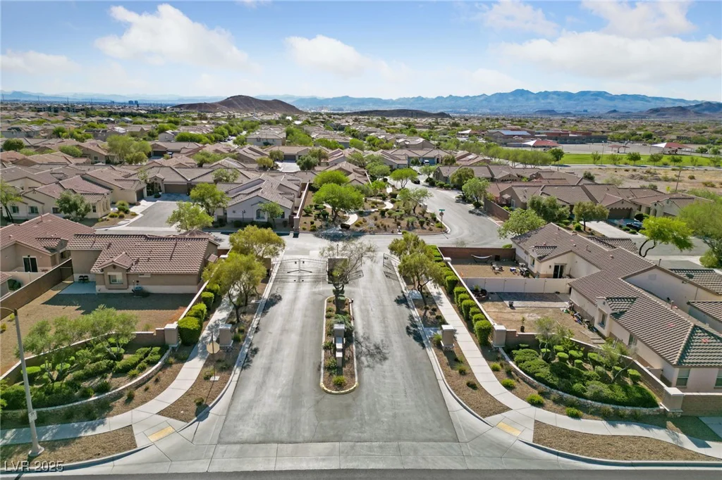 9393 New Utrecht, Las Vegas, NV 89178