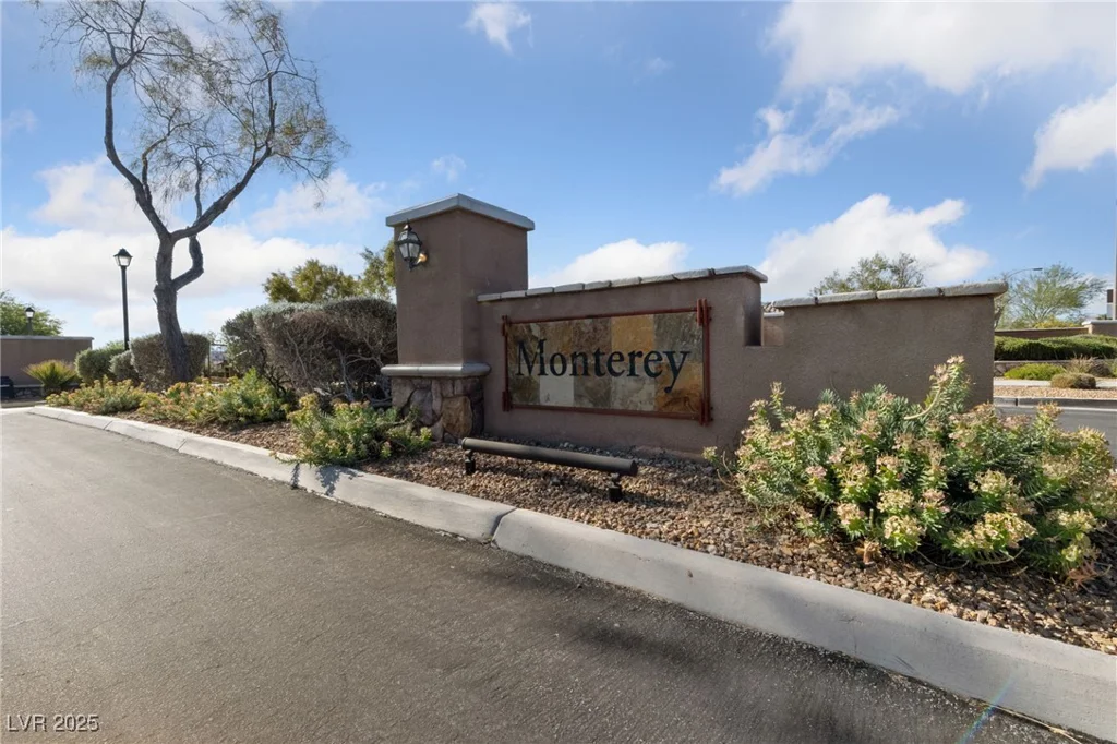 9393 New Utrecht, Las Vegas, NV 89178