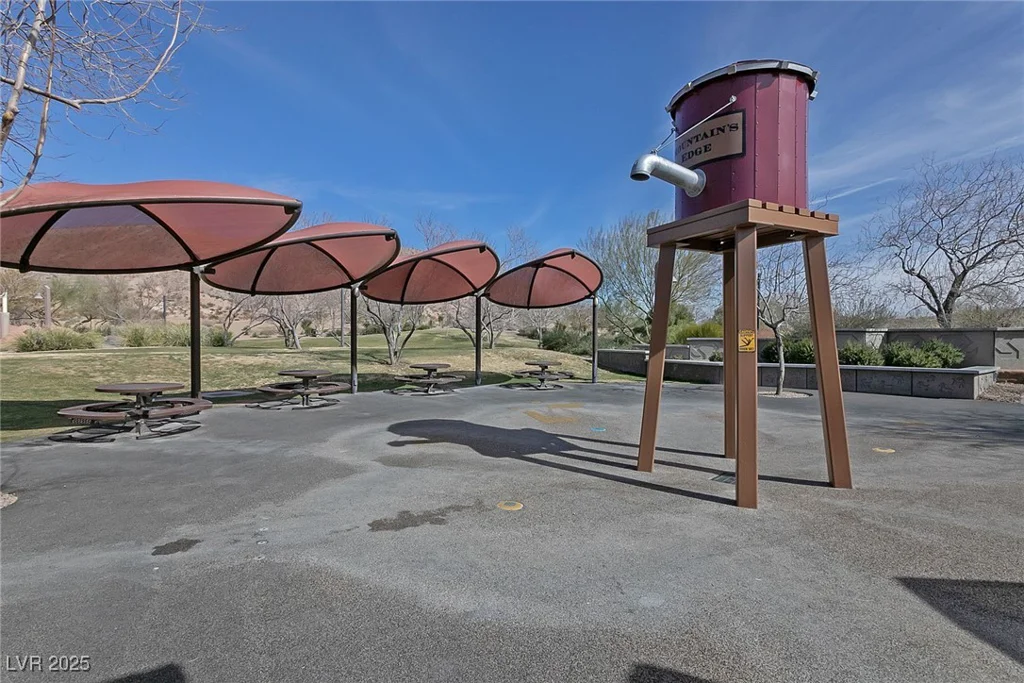 9393 New Utrecht, Las Vegas, NV 89178