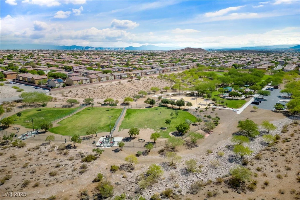 9393 New Utrecht, Las Vegas, NV 89178