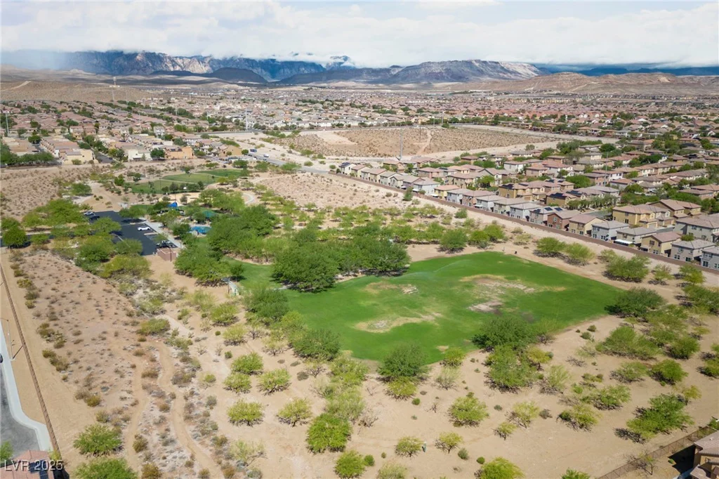 9393 New Utrecht, Las Vegas, NV 89178