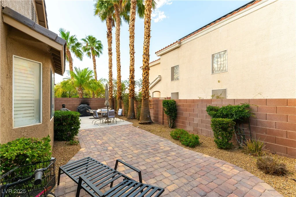 922 Lloyd George, Henderson, NV 89052