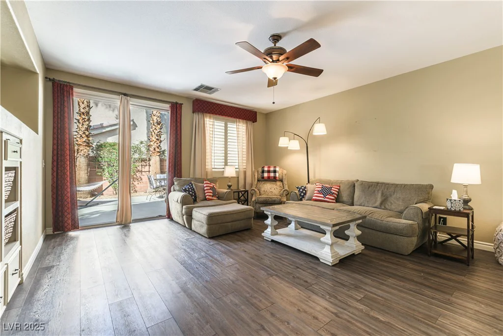 922 Lloyd George, Henderson, NV 89052