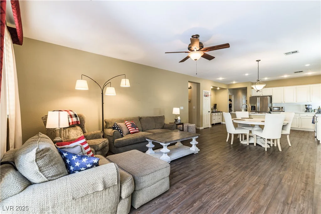 922 Lloyd George, Henderson, NV 89052