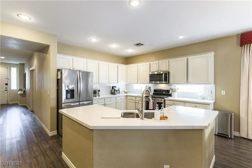 922 Lloyd George, Henderson, NV 89052