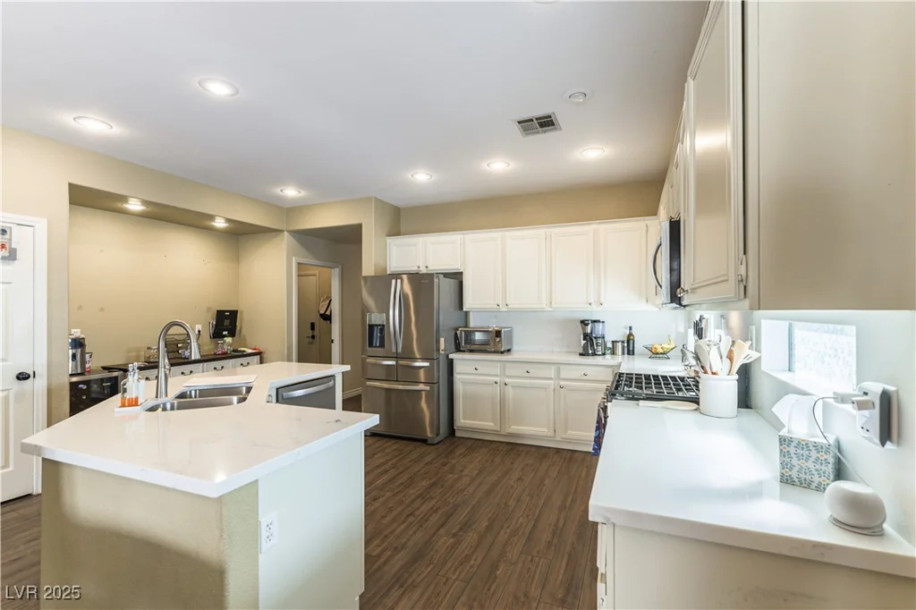 922 Lloyd George, Henderson, NV 89052
