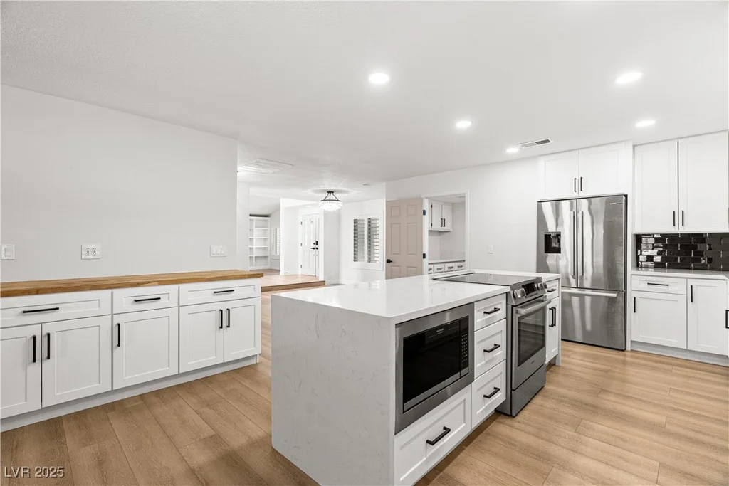 1990 Freeman, Henderson, NV 89014