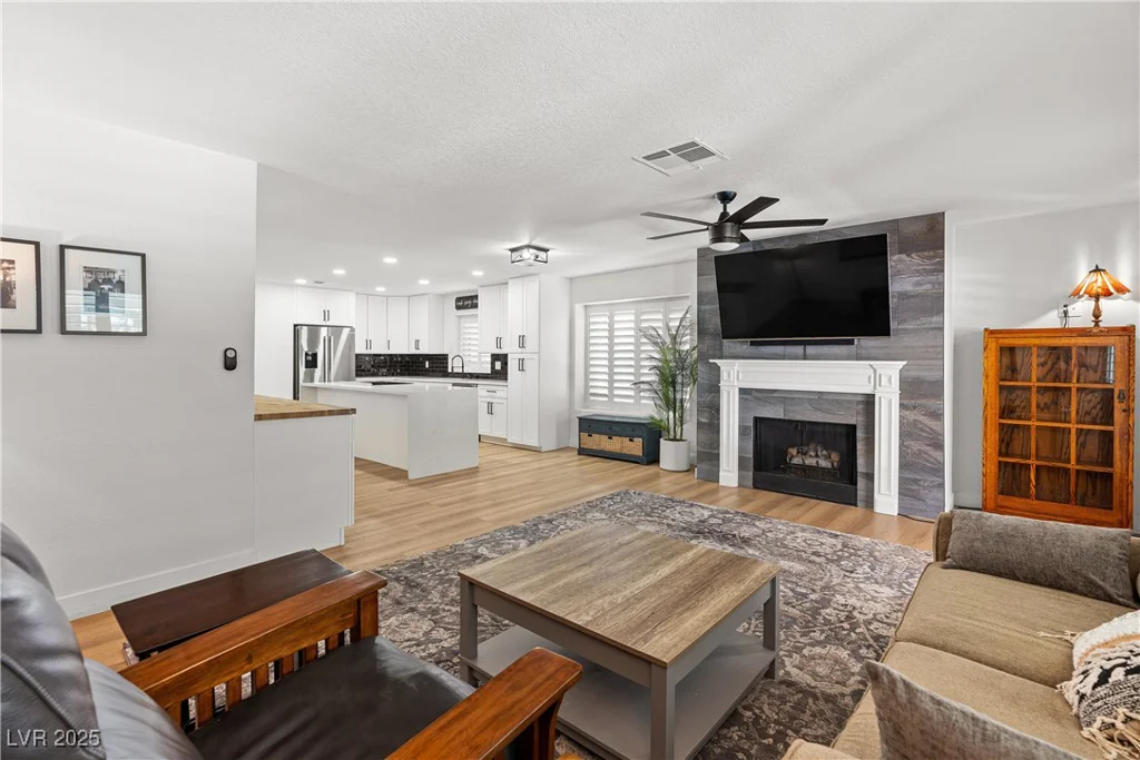 1990 Freeman, Henderson, NV 89014