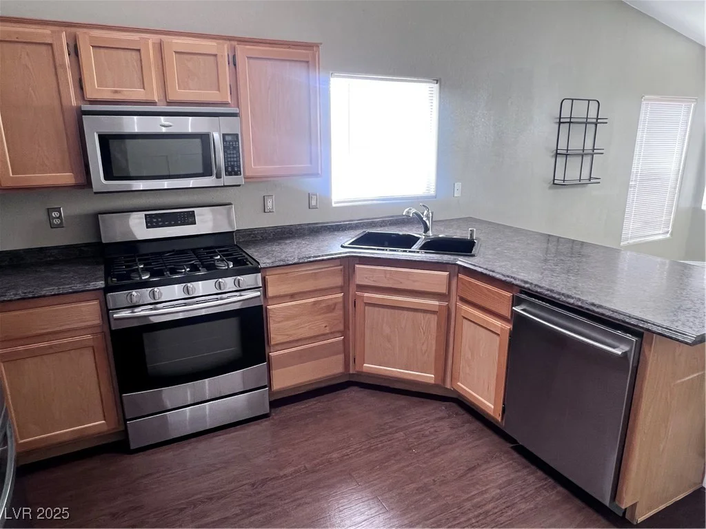 5217 Yellow Dawn, Las Vegas, NV 89130