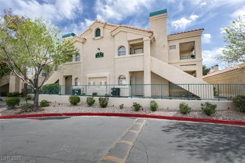 2251 Wigwam, Henderson, NV 89074