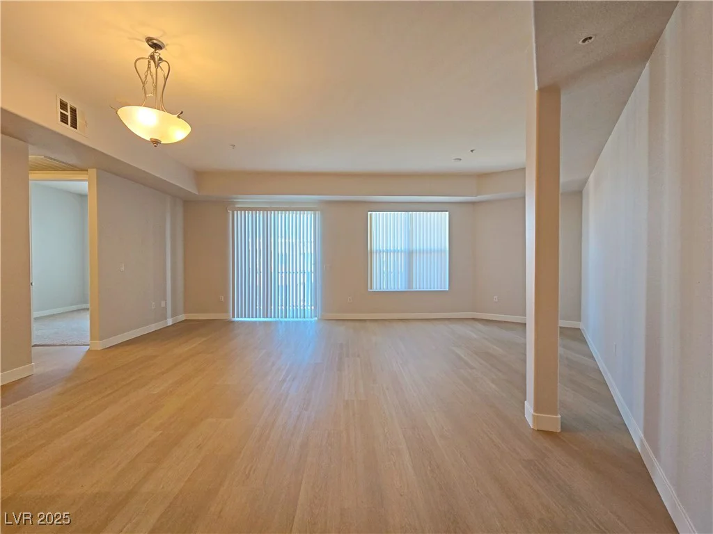 38 Serene, Las Vegas, NV 89123