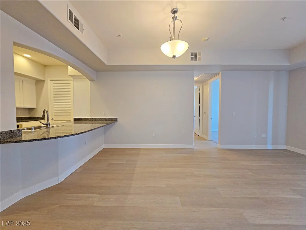 38 Serene, Las Vegas, NV 89123