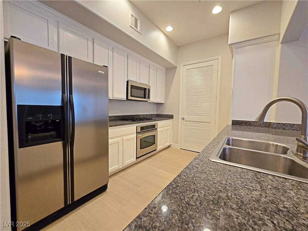 38 Serene, Las Vegas, NV 89123