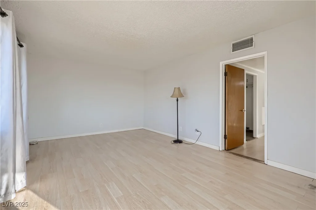 103 Victory, Henderson, NV 89015