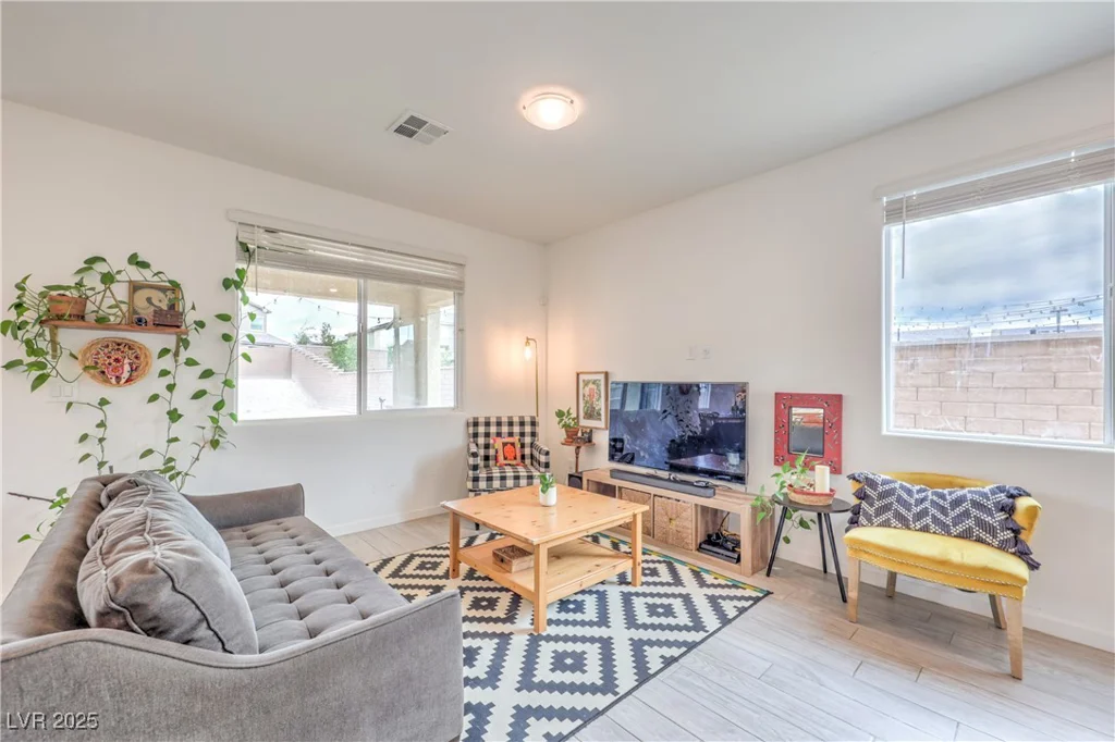 7045 Judith River, North Las Vegas, NV 89084