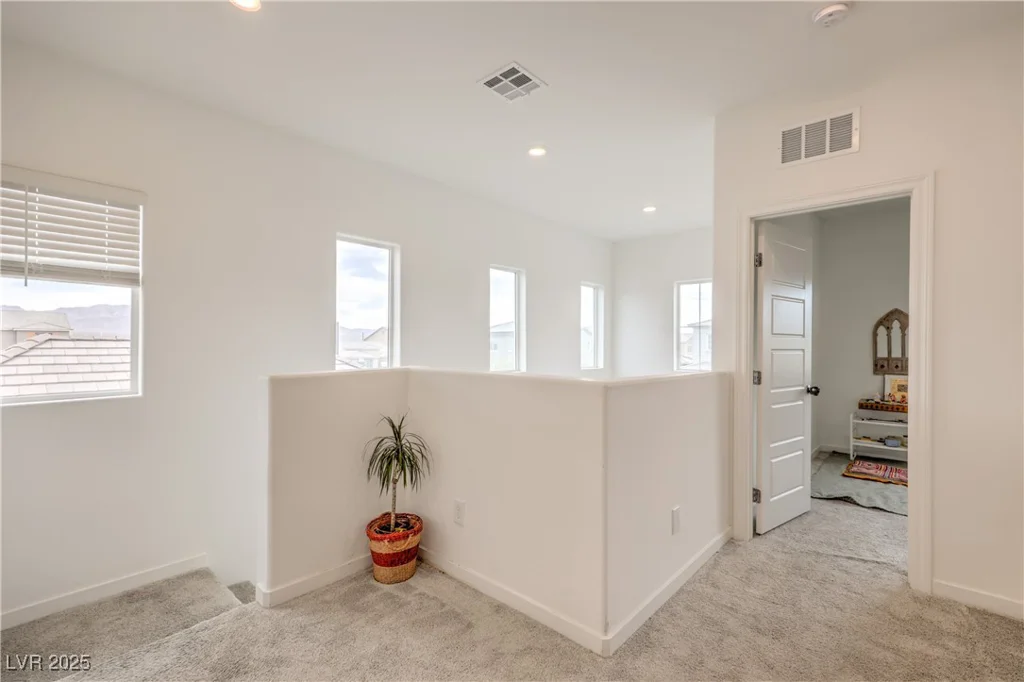 7045 Judith River, North Las Vegas, NV 89084