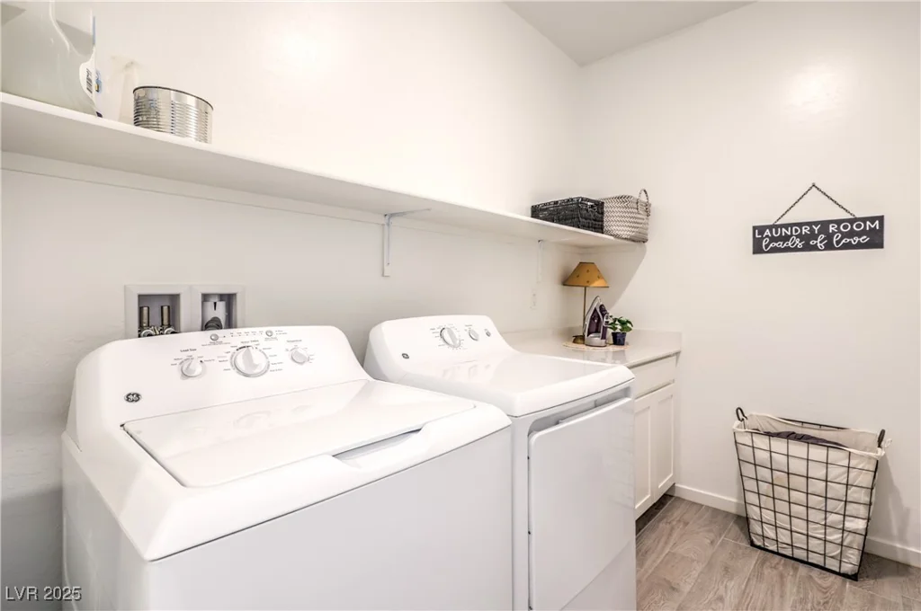 7045 Judith River, North Las Vegas, NV 89084