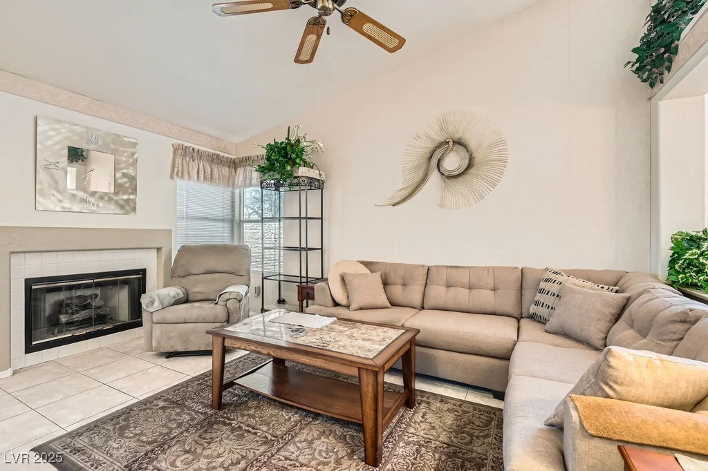 735 Wolf Point, Henderson, NV 89002