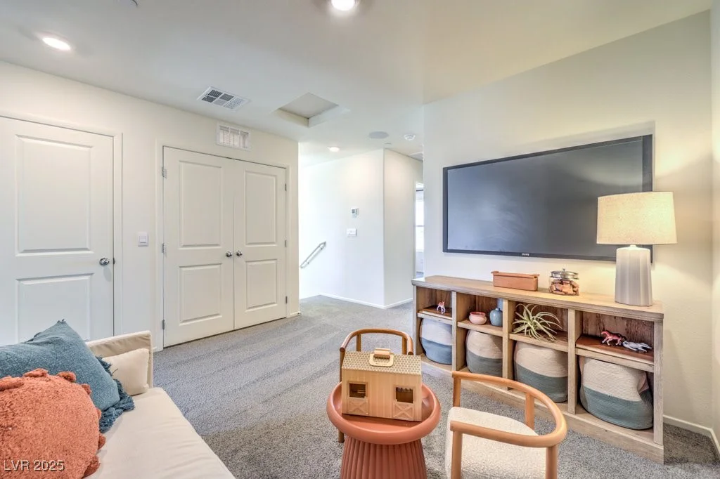 6184 Hibiscus Garden, North Las Vegas, NV 89081