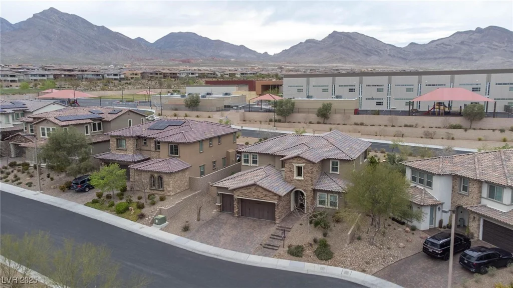 11952 Girasole, Las Vegas, NV 89138