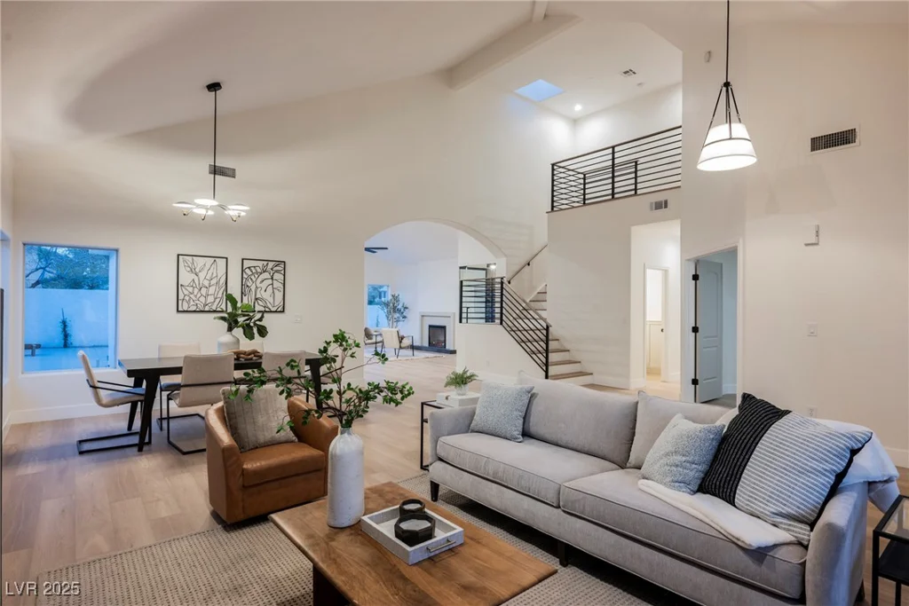 8140 Bay Harbor, Las Vegas, NV 89128