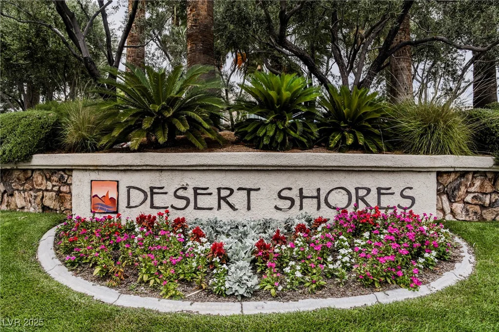 8140 Bay Harbor, Las Vegas, NV 89128