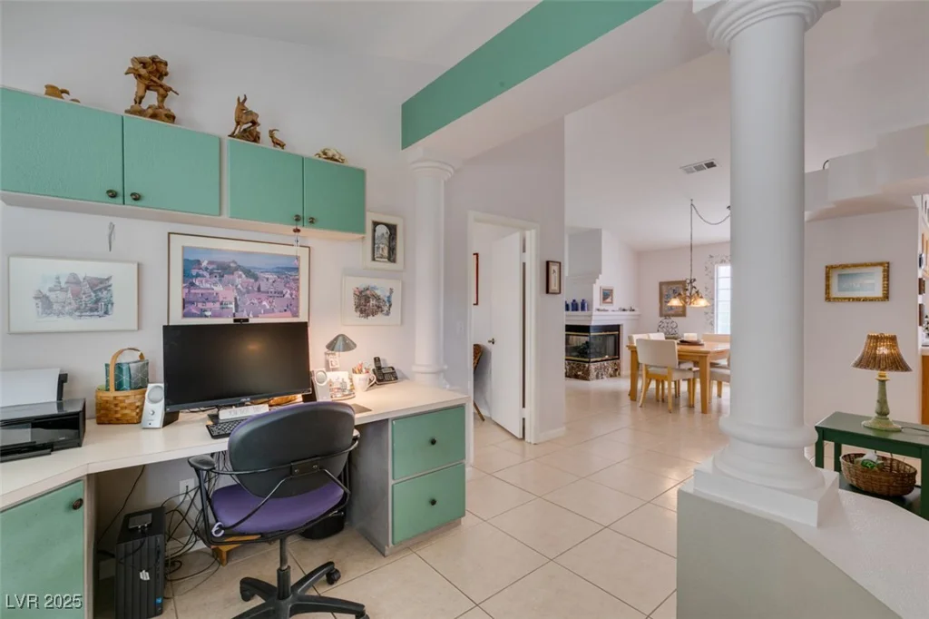 1632 Royal Canyon, Las Vegas, NV 89128
