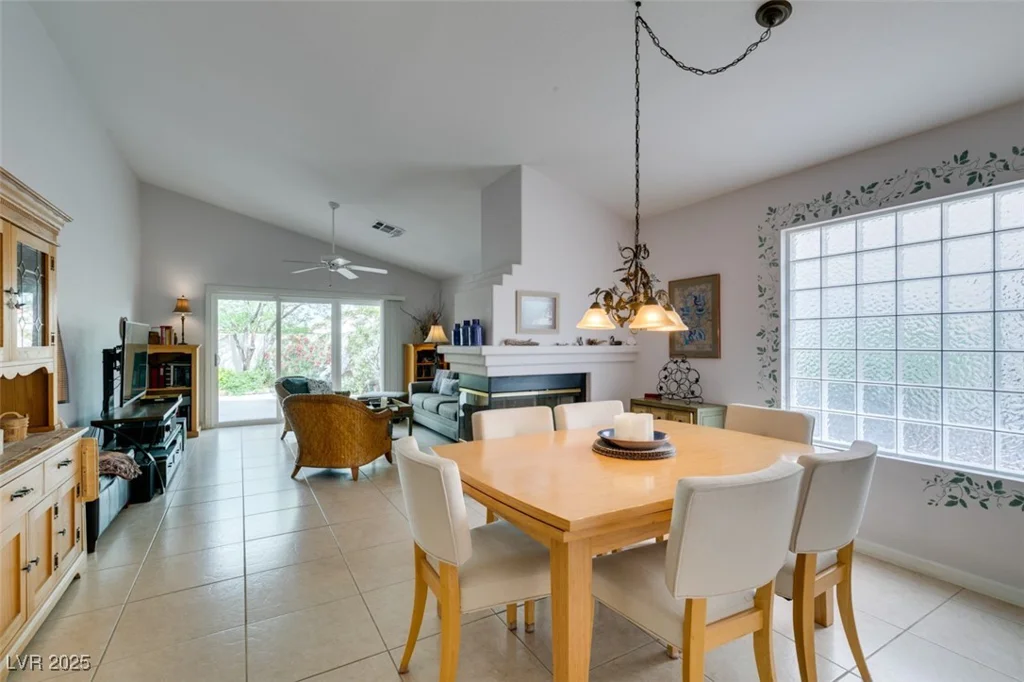 1632 Royal Canyon, Las Vegas, NV 89128