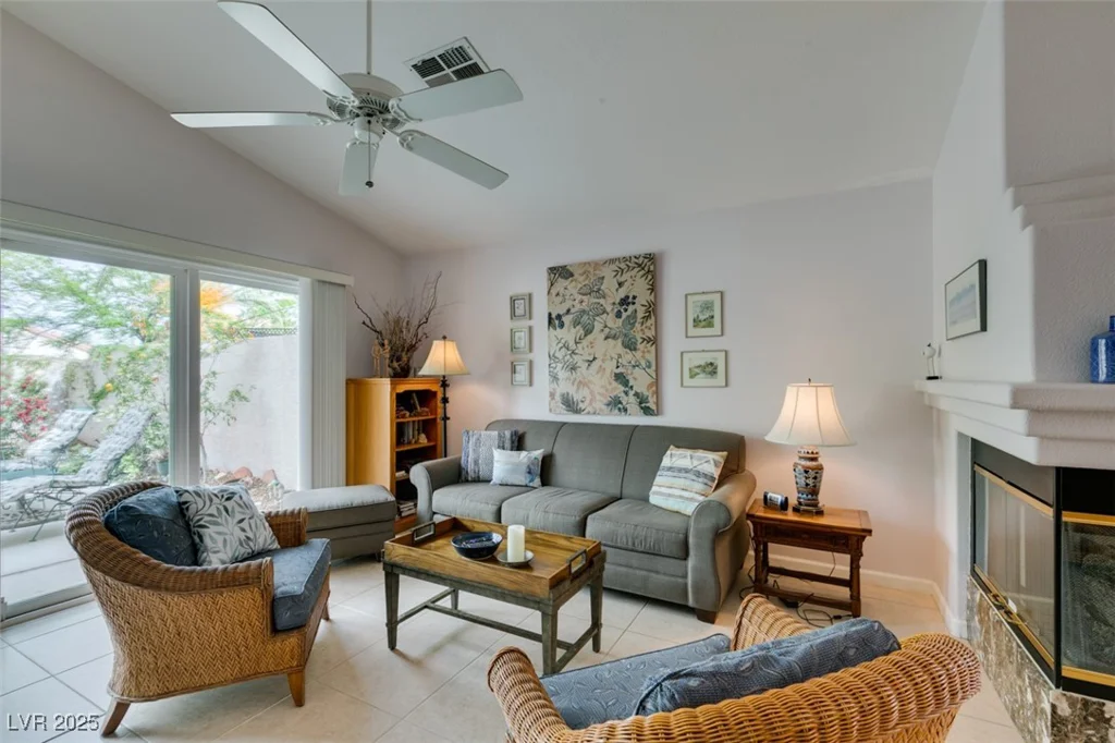 1632 Royal Canyon, Las Vegas, NV 89128