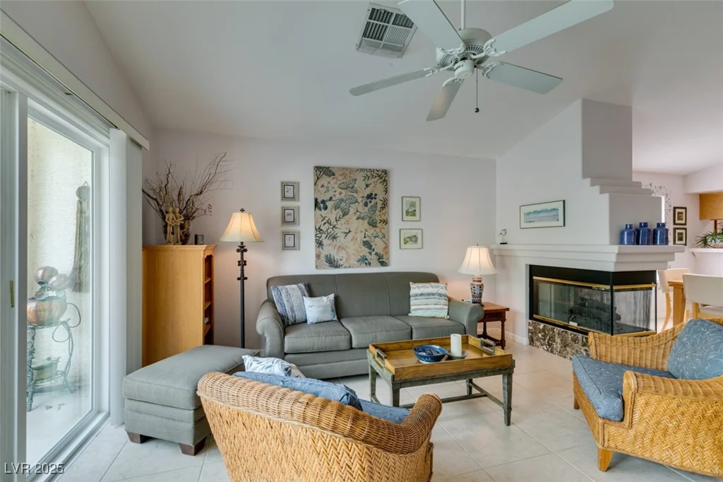 1632 Royal Canyon, Las Vegas, NV 89128