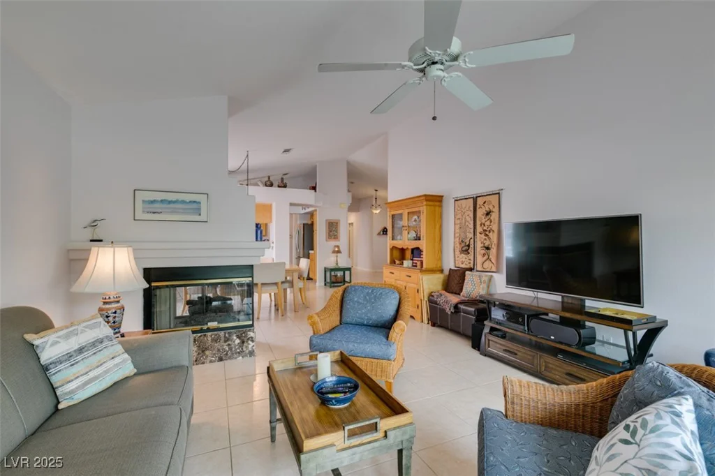1632 Royal Canyon, Las Vegas, NV 89128
