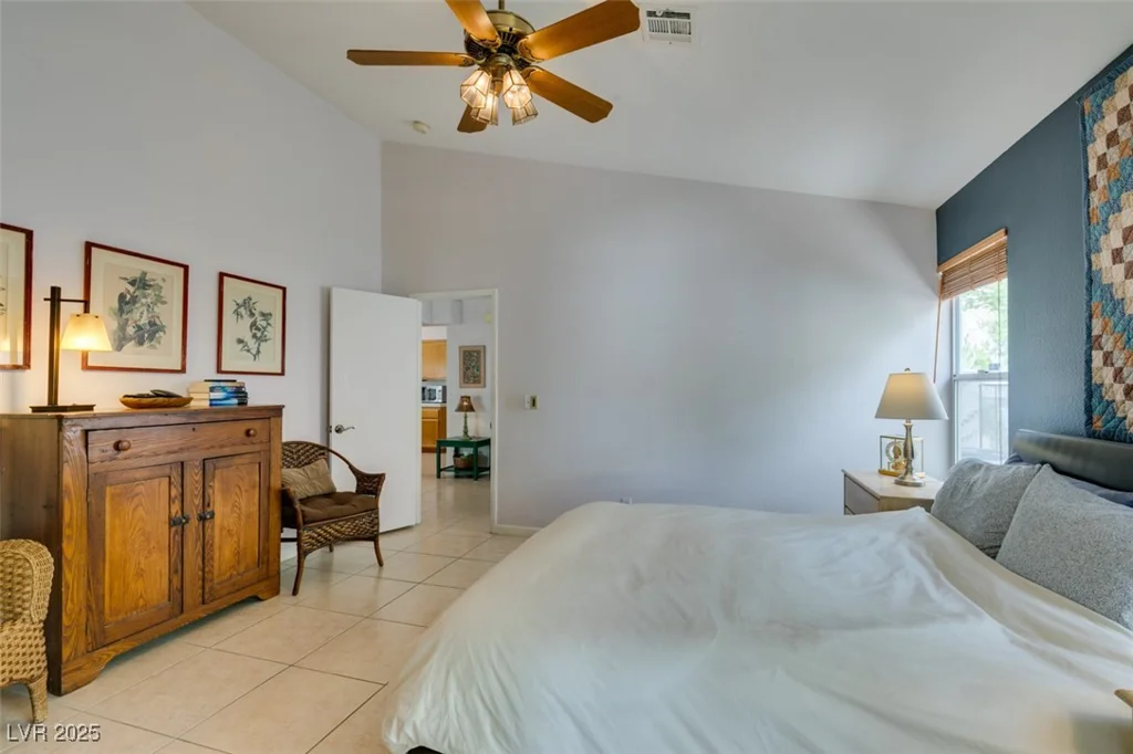 1632 Royal Canyon, Las Vegas, NV 89128