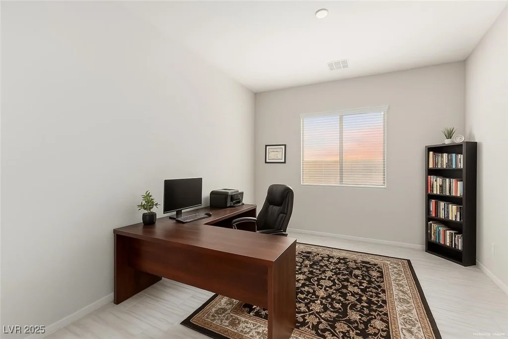 5616 Silver Cascade, Las Vegas, NV 89131
