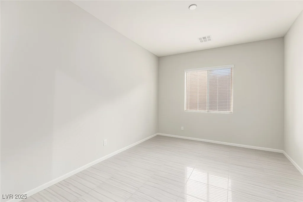 5616 Silver Cascade, Las Vegas, NV 89131