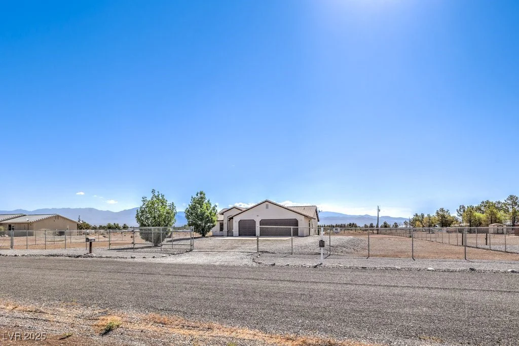 861 Ford, Pahrump, NV 89048