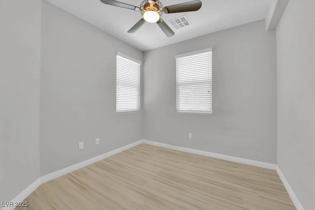 9467 Samuel Clemens, Las Vegas, NV 89147