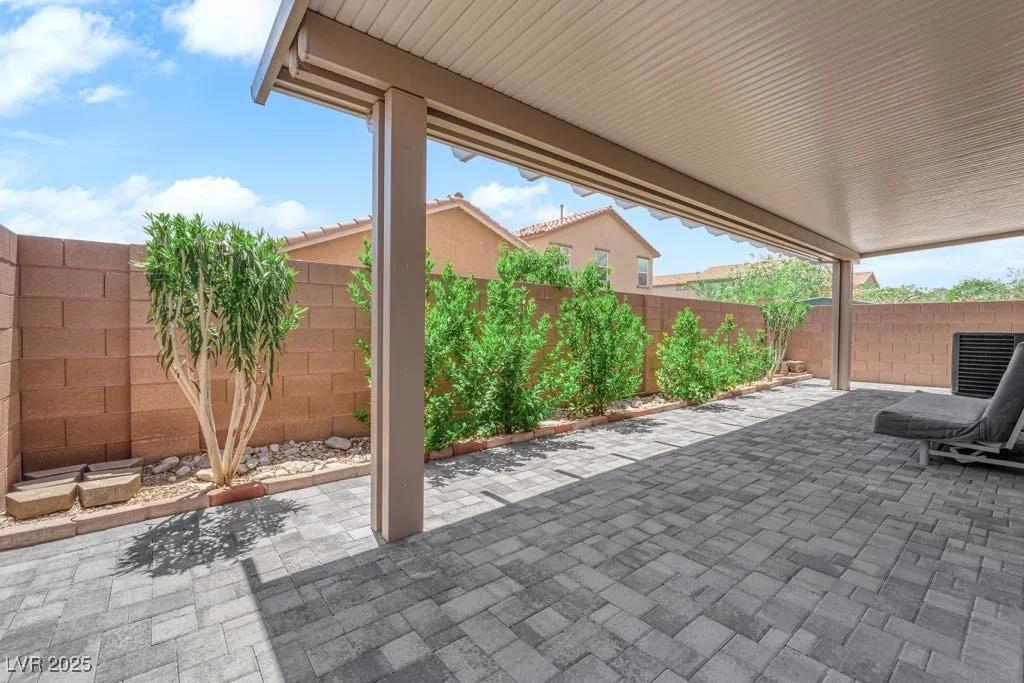 9467 Samuel Clemens, Las Vegas, NV 89147