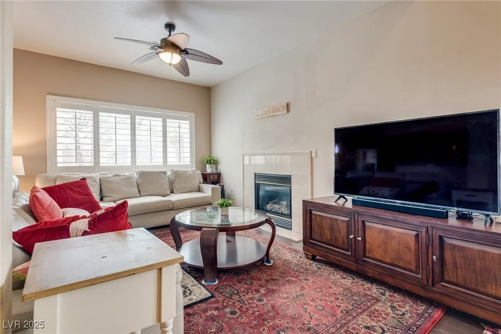 4487 Tomer, Las Vegas, NV 89121