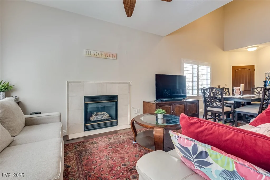 4487 Tomer, Las Vegas, NV 89121