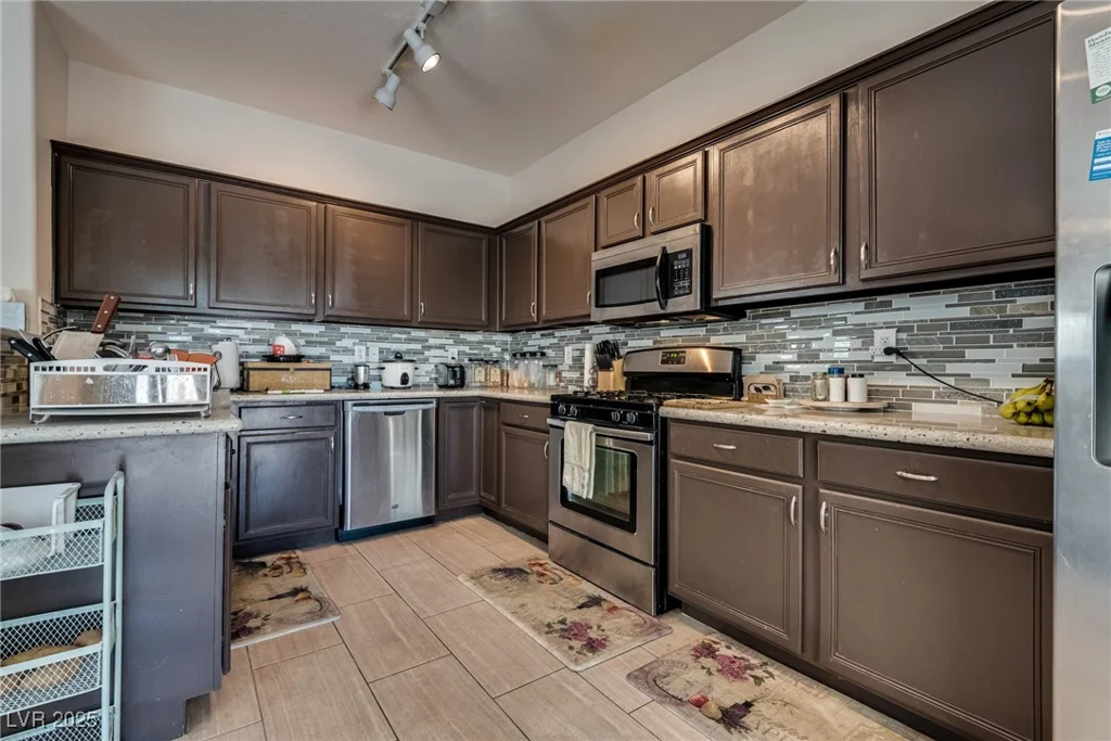 4487 Tomer, Las Vegas, NV 89121