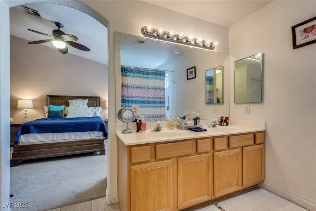 4487 Tomer, Las Vegas, NV 89121